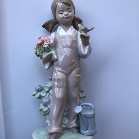 Vintage Lladro #5217 SPRING - Picture 3 of 6